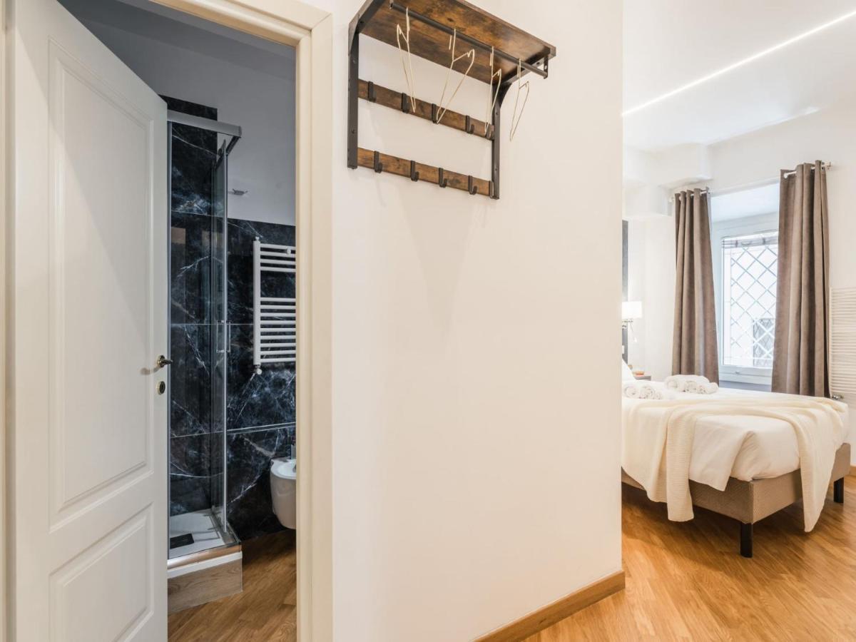 The Best Rent - Spacious Three-Bedroom Apartment Near The Colosseum Rzym Zewnętrze zdjęcie