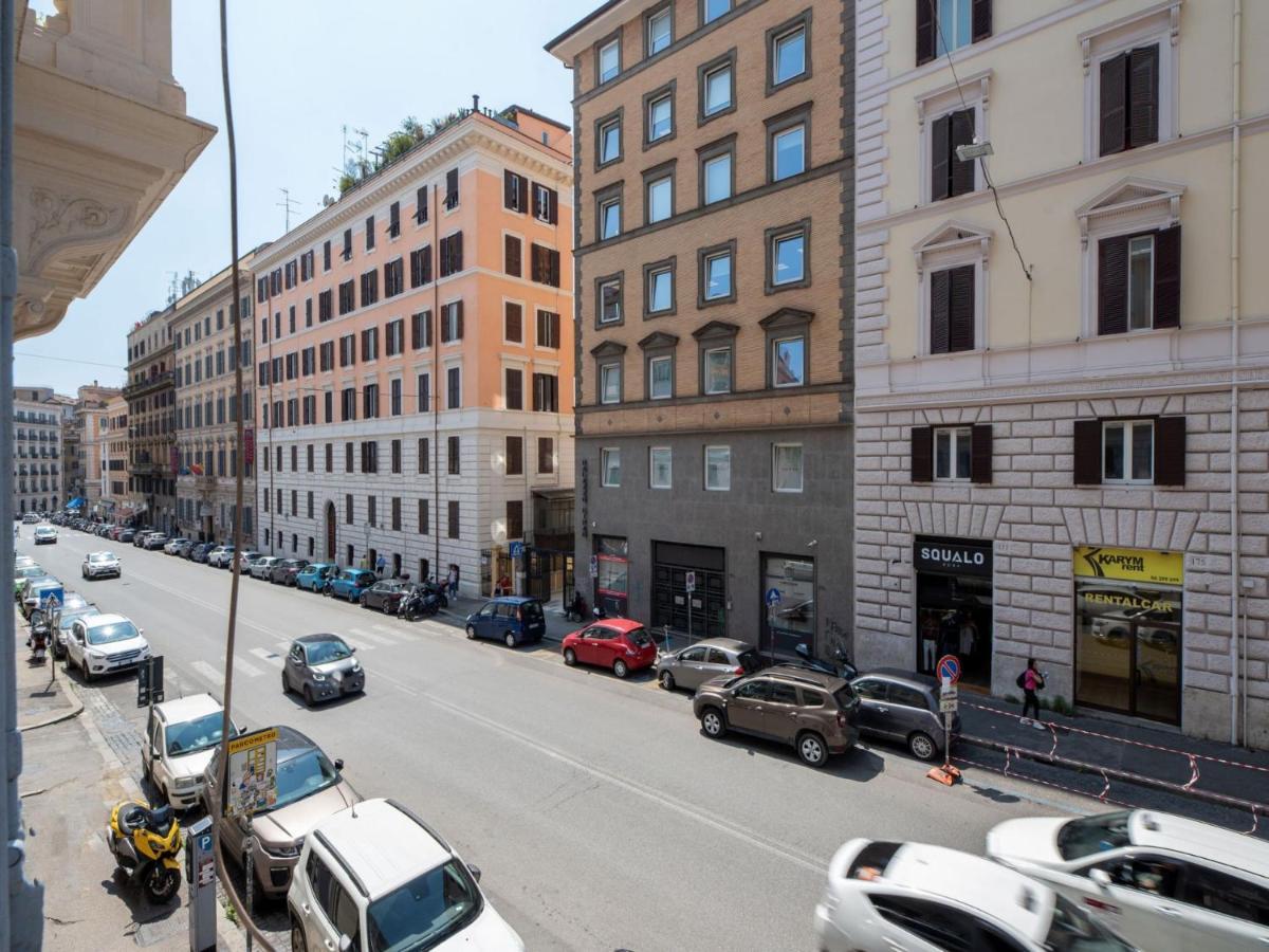 The Best Rent - Spacious Three-Bedroom Apartment Near The Colosseum Rzym Zewnętrze zdjęcie